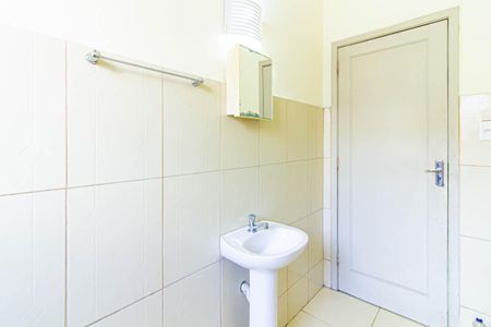 Apartamento à venda com 70m², 2 quartos e sem vaga Apartamento à venda com 70m², 2 quartos e sem vagaBanheiro