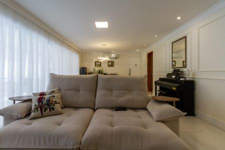 Apartamento à venda com 147m², 3 quartos e 2 vagas Apartamento à venda com 147m², 3 quartos e 2 vagasSala