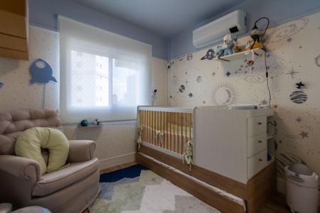 Apartamento à venda com 147m², 3 quartos e 2 vagas Apartamento à venda com 147m², 3 quartos e 2 vagasQuarto 2