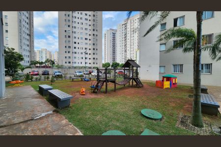 Apartamento para alugar com 40m², 2 quartos e 1 vaga Apartamento para alugar com 40m², 2 quartos e 1 vagaÁrea comum - Playground