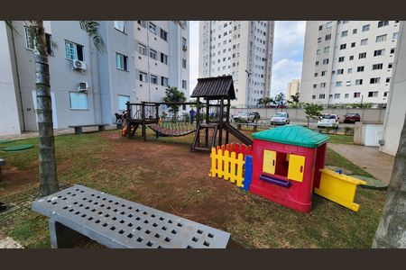Apartamento para alugar com 40m², 2 quartos e 1 vaga Apartamento para alugar com 40m², 2 quartos e 1 vagaÁrea comum - Playground