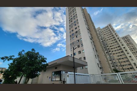 Apartamento para alugar com 40m², 2 quartos e 1 vaga Apartamento para alugar com 40m², 2 quartos e 1 vagaFachada