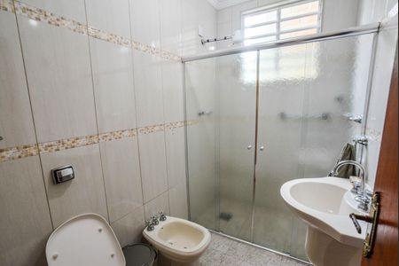 Casa para alugar com 130m², 3 quartos e 8 vagas Casa para alugar com 130m², 3 quartos e 8 vagasBanheiro