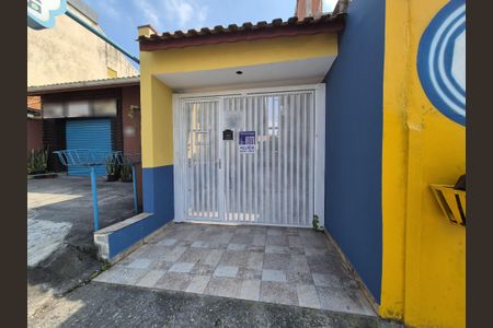 Casa para alugar com 130m², 3 quartos e 8 vagas Casa para alugar com 130m², 3 quartos e 8 vagasFachada