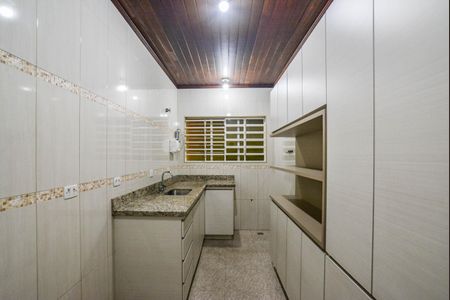 Casa para alugar com 130m², 3 quartos e 8 vagas Casa para alugar com 130m², 3 quartos e 8 vagasCozinha