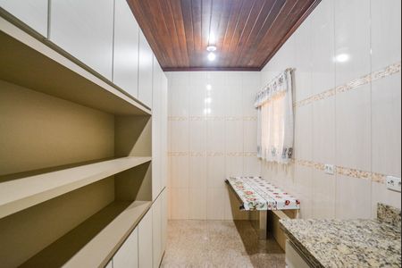 Casa para alugar com 130m², 3 quartos e 8 vagas Casa para alugar com 130m², 3 quartos e 8 vagasCozinha