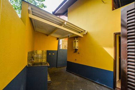 Casa para alugar com 130m², 3 quartos e 8 vagas Casa para alugar com 130m², 3 quartos e 8 vagasÁrea de Serviço