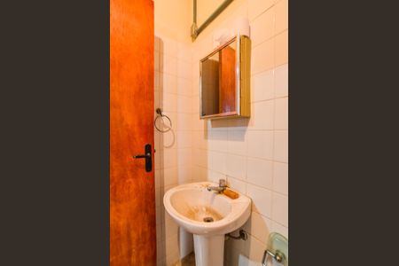 Casa para alugar com 130m², 3 quartos e 8 vagas Casa para alugar com 130m², 3 quartos e 8 vagasBanheiro da Suíte