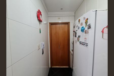 Apartamento à venda com 105m², 2 quartos e 1 vaga Apartamento à venda com 105m², 2 quartos e 1 vagaCozinha e Área de Serviço