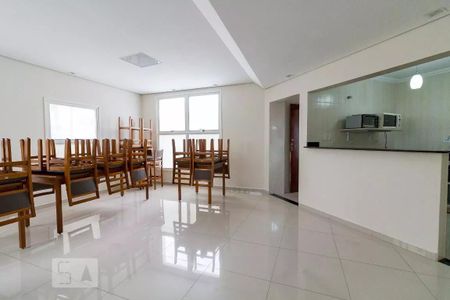 Apartamento à venda com 105m², 2 quartos e 1 vaga Apartamento à venda com 105m², 2 quartos e 1 vagaÁrea comum - Salão de festas