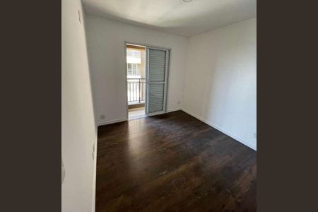 Foto 03 de apartamento à venda com 3 quartos, 76m² em Jardim Tupanci, Barueri