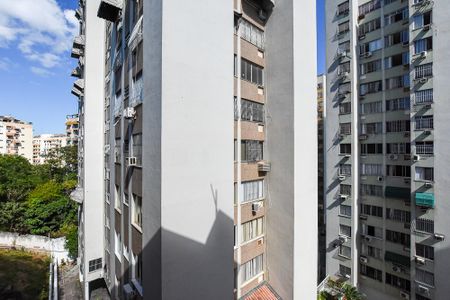 Apartamento para alugar com 50m², 2 quartos e sem vaga Apartamento para alugar com 50m², 2 quartos e sem vagaSala