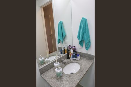 Apartamento para alugar com 74m², 3 quartos e 1 vaga Apartamento para alugar com 74m², 3 quartos e 1 vagaBanheiro da Suíte