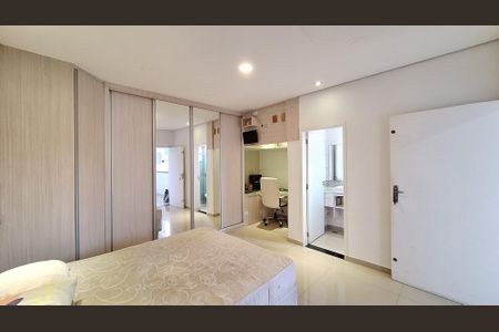 Apartamento para alugar com 59m², 3 quartos e sem vaga Apartamento para alugar com 59m², 3 quartos e sem vagaSuíte 2