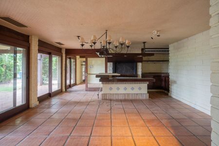 Casa de condomínio para alugar com 590m², 5 quartos e 5 vagas Casa de condomínio para alugar com 590m², 5 quartos e 5 vagasCozinha