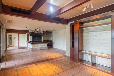 Casa de condomínio para alugar com 590m², 5 quartos e 5 vagas Casa de condomínio para alugar com 590m², 5 quartos e 5 vagasCozinha