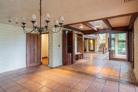 Casa de condomínio para alugar com 590m², 5 quartos e 5 vagas Casa de condomínio para alugar com 590m², 5 quartos e 5 vagasCozinha