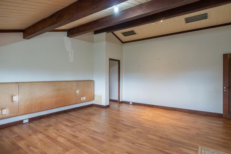 Casa de condomínio para alugar com 590m², 5 quartos e 5 vagas Casa de condomínio para alugar com 590m², 5 quartos e 5 vagasSuíte 5