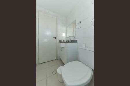 Apartamento à venda com 73m², 3 quartos e 2 vagas Apartamento à venda com 73m², 3 quartos e 2 vagasBanheiro da Suíte