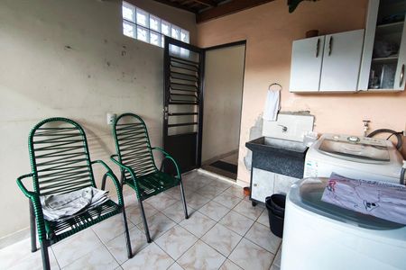 Casa à venda com 236m², 5 quartos e 3 vagas Casa à venda com 236m², 5 quartos e 3 vagasÁrea de Serviço