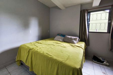 Casa à venda com 236m², 5 quartos e 3 vagas Casa à venda com 236m², 5 quartos e 3 vagasCasa 2 - Quarto