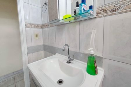 Casa à venda com 236m², 5 quartos e 3 vagas Casa à venda com 236m², 5 quartos e 3 vagasBanheiro Social