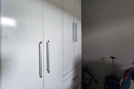 Casa à venda com 236m², 5 quartos e 3 vagas Casa à venda com 236m², 5 quartos e 3 vagasCasa 2 - Quarto 2