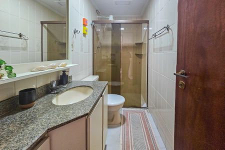 Apartamento para alugar com 105m², 3 quartos e 2 vagas Apartamento para alugar com 105m², 3 quartos e 2 vagasBanheiro Social