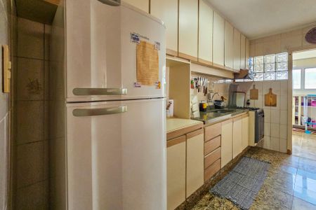 Apartamento para alugar com 105m², 3 quartos e 2 vagas Apartamento para alugar com 105m², 3 quartos e 2 vagasCozinha