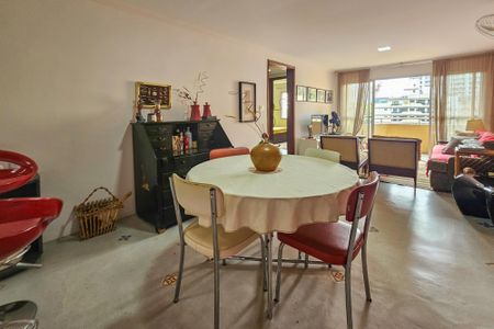 Apartamento para alugar com 105m², 3 quartos e 2 vagas Apartamento para alugar com 105m², 3 quartos e 2 vagasSala