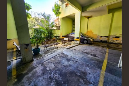 Apartamento à venda com 100m², 2 quartos e 1 vaga Apartamento à venda com 100m², 2 quartos e 1 vagaGaragem