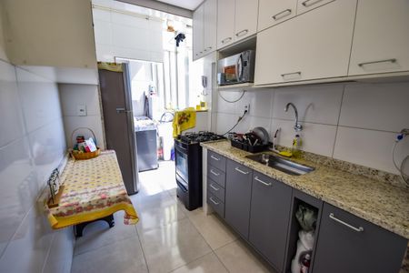 Apartamento à venda com 100m², 2 quartos e 1 vaga Apartamento à venda com 100m², 2 quartos e 1 vagaCozinha