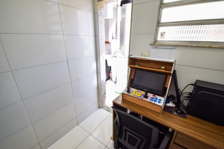 Apartamento à venda com 100m², 2 quartos e 1 vaga Apartamento à venda com 100m², 2 quartos e 1 vagaQuarto de Serviço