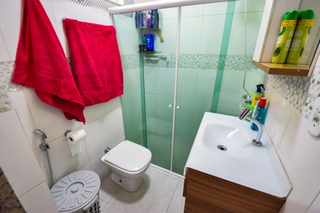 Apartamento à venda com 100m², 2 quartos e 1 vaga Apartamento à venda com 100m², 2 quartos e 1 vagaBanheiro