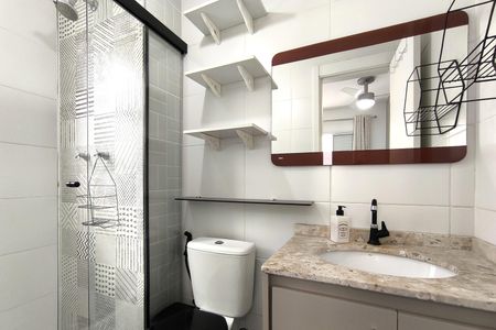 Apartamento para alugar com 66m², 2 quartos e 1 vaga Apartamento para alugar com 66m², 2 quartos e 1 vagaBanheiro da Suíte