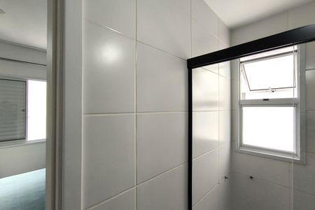 Apartamento para alugar com 66m², 2 quartos e 1 vaga Apartamento para alugar com 66m², 2 quartos e 1 vagaBanheiro da Suíte