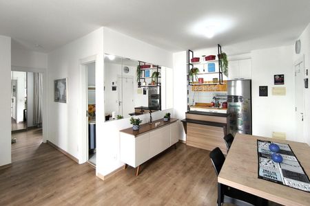 Apartamento para alugar com 66m², 2 quartos e 1 vaga Apartamento para alugar com 66m², 2 quartos e 1 vagaSala