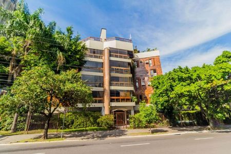 Apartamento à venda com 289m², 3 quartos e 2 vagas Apartamento à venda com 289m², 3 quartos e 2 vagasFachada