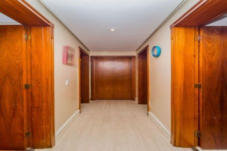 Apartamento à venda com 289m², 3 quartos e 2 vagas Apartamento à venda com 289m², 3 quartos e 2 vagasCorredor