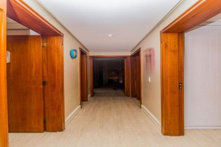 Apartamento à venda com 289m², 3 quartos e 2 vagas Apartamento à venda com 289m², 3 quartos e 2 vagasCorredor