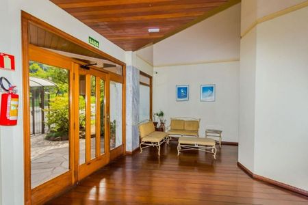 Apartamento à venda com 289m², 3 quartos e 2 vagas Apartamento à venda com 289m², 3 quartos e 2 vagasHall de Entrada