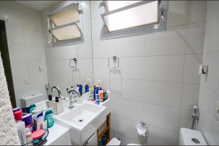 Casa à venda com 320m², 6 quartos e 1 vaga Casa à venda com 320m², 6 quartos e 1 vagaBanheiro da Suíte