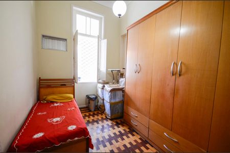 Casa à venda com 320m², 6 quartos e 1 vaga Casa à venda com 320m², 6 quartos e 1 vagaQuarto 3