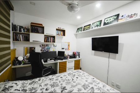 Casa à venda com 320m², 6 quartos e 1 vaga Casa à venda com 320m², 6 quartos e 1 vagaSuíte