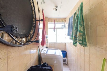 Apartamento à venda com 47m², 2 quartos e 1 vaga Apartamento à venda com 47m², 2 quartos e 1 vagaÁrea de Serviço