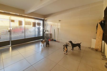 Casa à venda com 108m², 2 quartos e 1 vaga Casa à venda com 108m², 2 quartos e 1 vagaGaragem