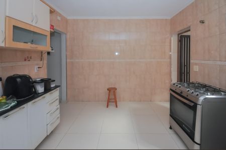 Casa à venda com 108m², 2 quartos e 1 vaga Casa à venda com 108m², 2 quartos e 1 vagaCozinha