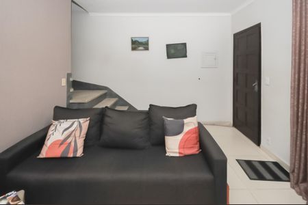 Casa à venda com 108m², 2 quartos e 1 vaga Casa à venda com 108m², 2 quartos e 1 vagaSala