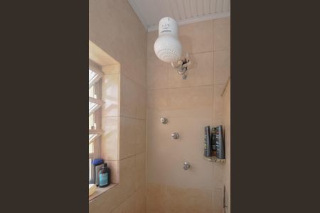 Casa à venda com 108m², 2 quartos e 1 vaga Casa à venda com 108m², 2 quartos e 1 vagaBanheiro Social