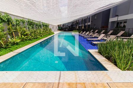 Apartamento para alugar com 42m², 2 quartos e sem vaga Apartamento para alugar com 42m², 2 quartos e sem vagaÁrea comum - Piscina